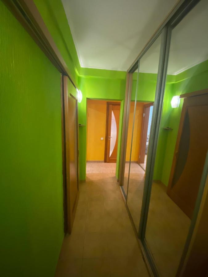 Adventure Apartment เคียฟ ภายนอก รูปภาพ