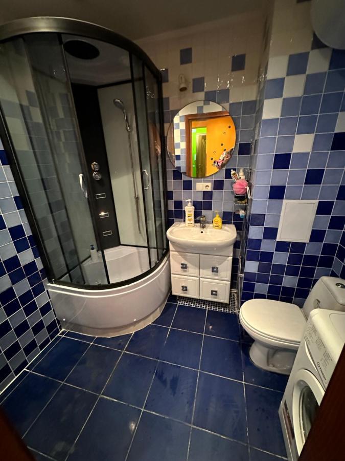 Adventure Apartment เคียฟ ภายนอก รูปภาพ